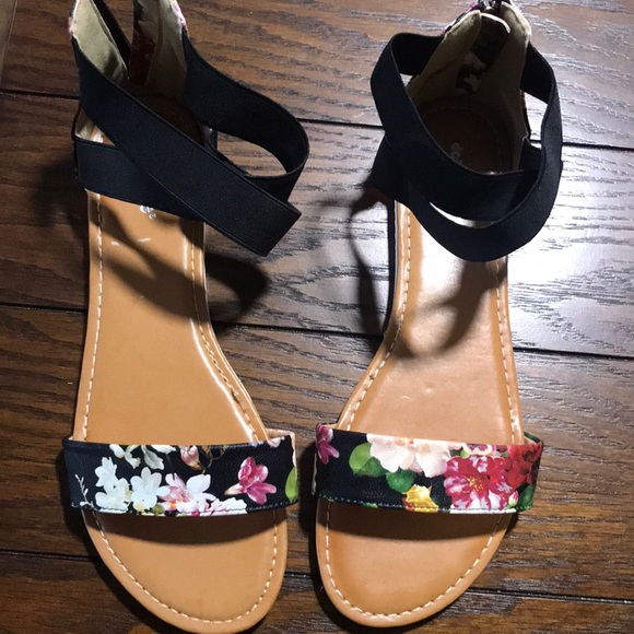 dollhouse sandals